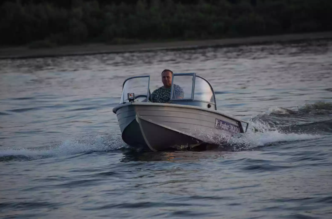 Алюминиевый катер Wyatboat-390 DCM в Прокопьевске