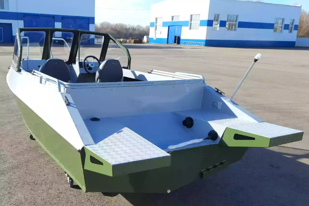 Алюминиевый катер Неман-550 DC Pro в Прокопьевске