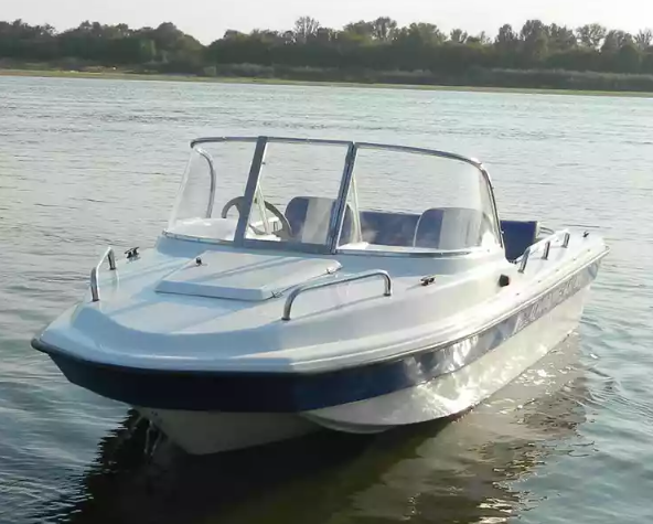Стеклопластиковый катер Wyatboat-430 M (тримаран) в Прокопьевске