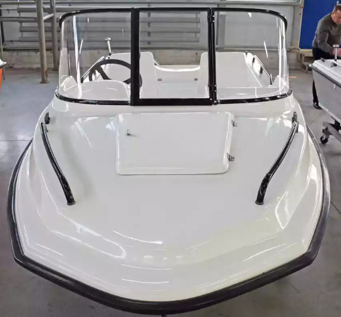 Комбинированный катер Wyatboat-430 M в Прокопьевске