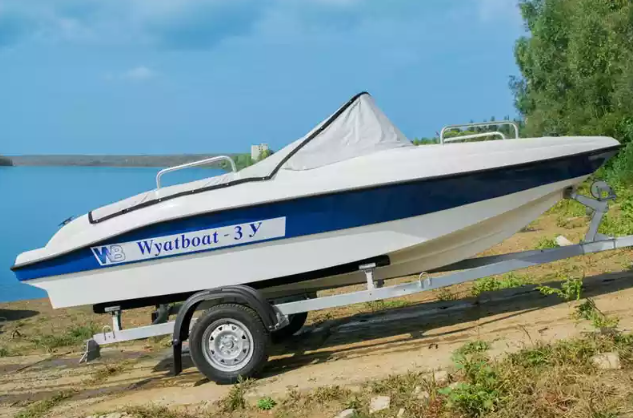 Стеклопластиковый катер Wyatboat-3 У в Прокопьевске