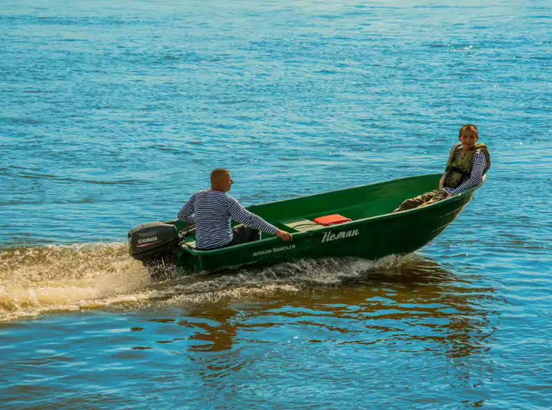 Стеклопластиковая лодка Neman-340 (тримаран) в Прокопьевске
