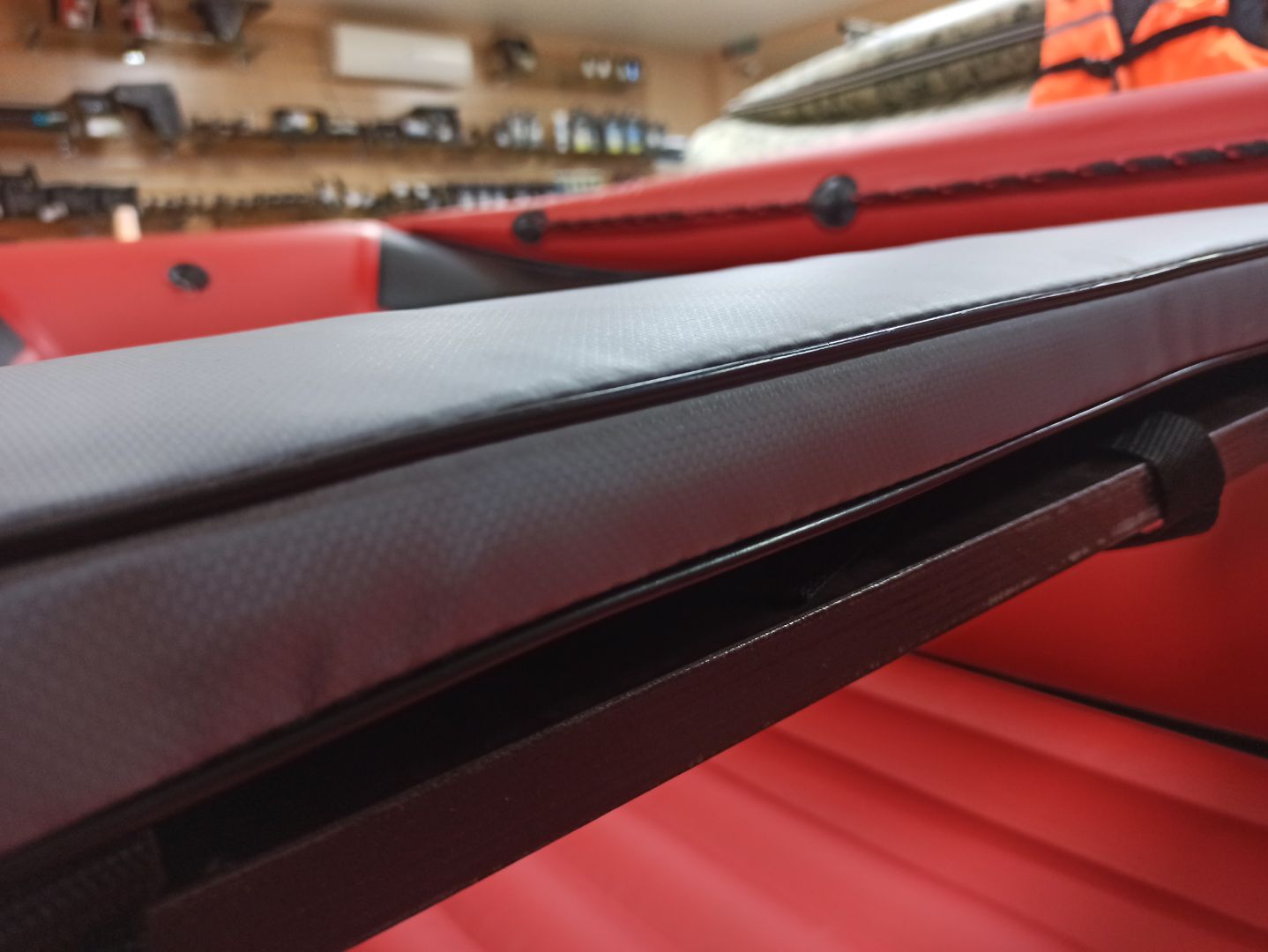 КОМПЛЕКТ МЯГКИХ НАКЛАДОК С СУМКОЙ ДЛЯ ЛОДОК 90Х20 СЕРЫЙ в Прокопьевске