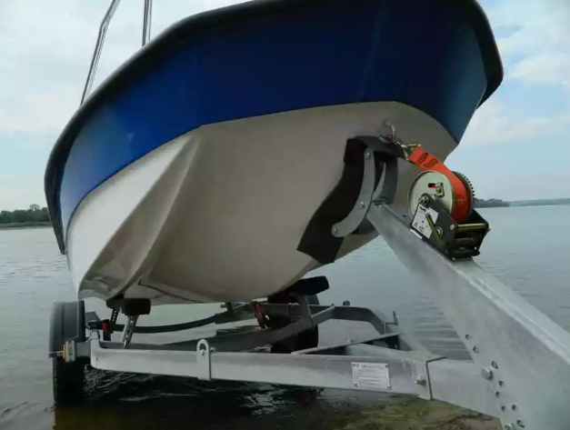 Стеклопластиковый катер Wyatboat-430 DCM (тримаран) в Прокопьевске