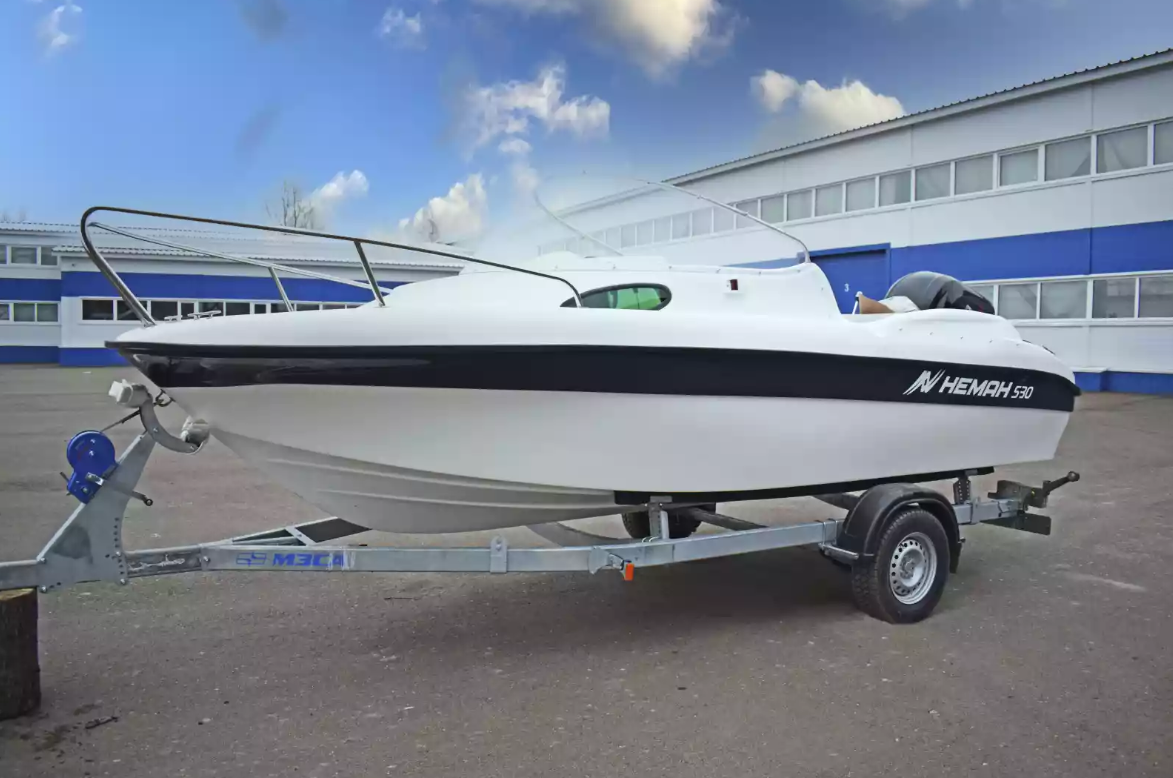Стеклопластиковый катер Neman-530 с каютой в Прокопьевске