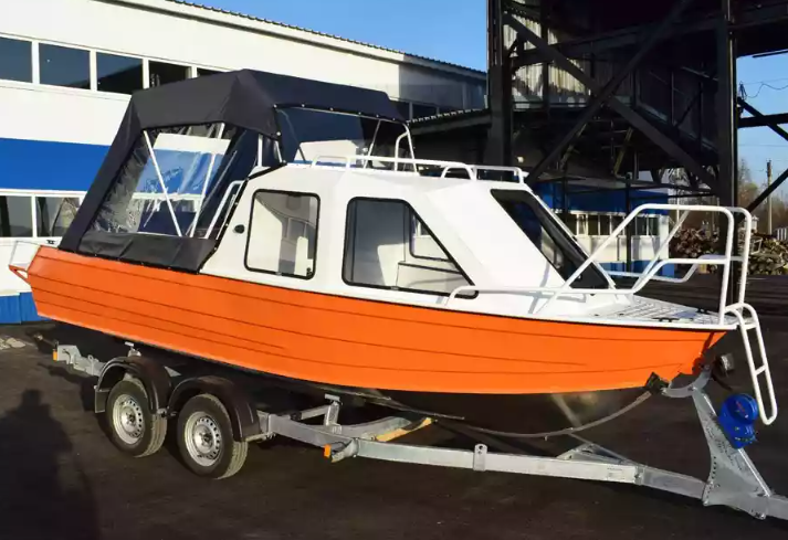 Алюминиевый катер Неман-500 (каютный) в Прокопьевске