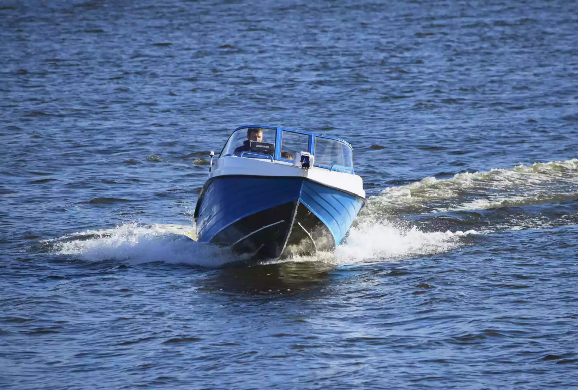 Комбинированный катер Neman-450 Open в Прокопьевске