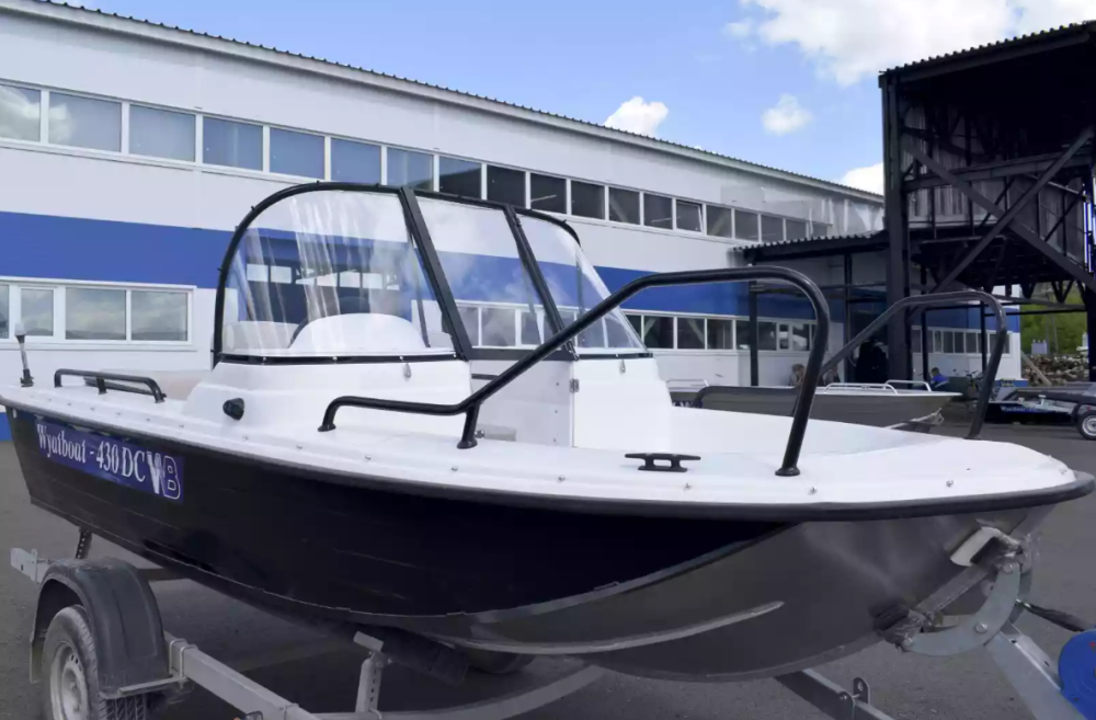Комбинированный катер Wyatboat-430 DC в Прокопьевске