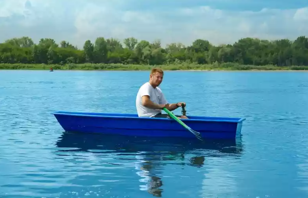 Стеклопластиковая лодка Малютка в Прокопьевске
