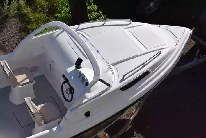 Комбинированный катер Neman-550 с каютой в Прокопьевске