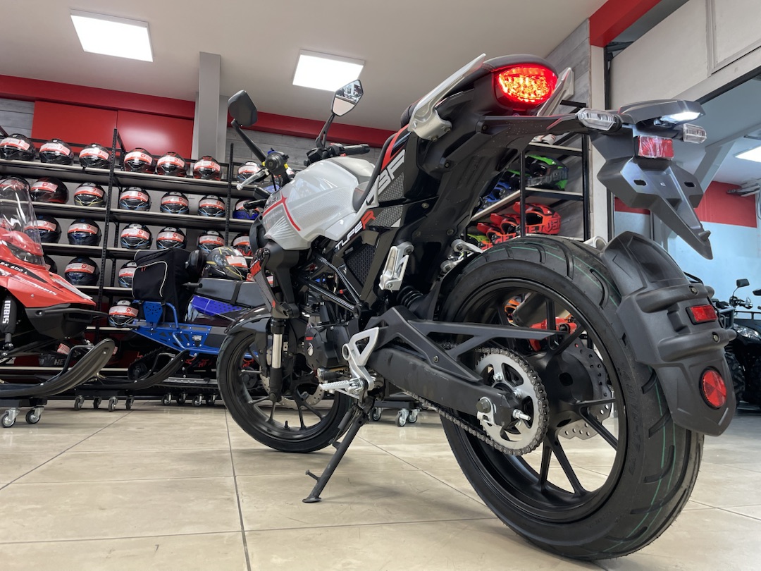 Мопед PROMAX CB150R (49) в Прокопьевске