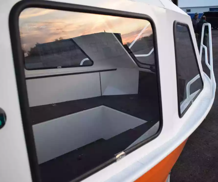 Алюминиевый катер Неман-500 (каютный) в Прокопьевске