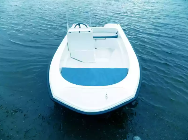 Стеклопластиковый катер Тримаран Wyatboat 430 C в Прокопьевске