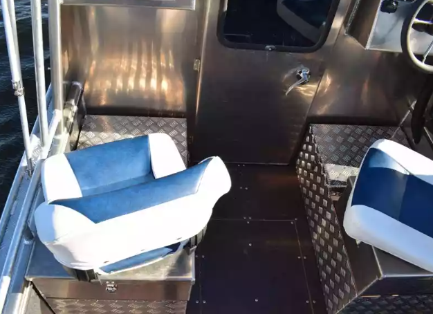 Алюминиевый катер Неман 550 с каютой в Прокопьевске