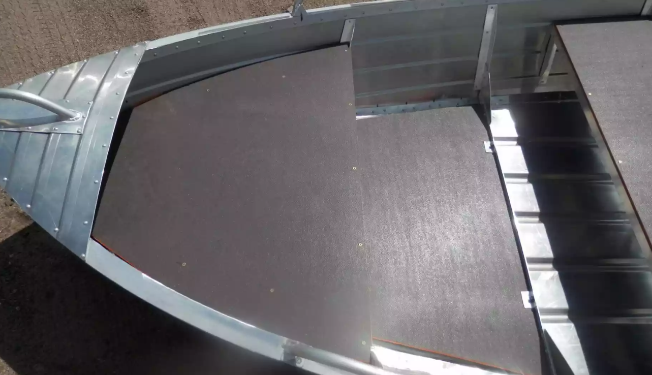 Алюминиевая лодка Вятка-Профи 32 в Прокопьевске