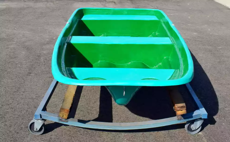 Стеклопластиковая лодка Старт (тримаран) в Прокопьевске