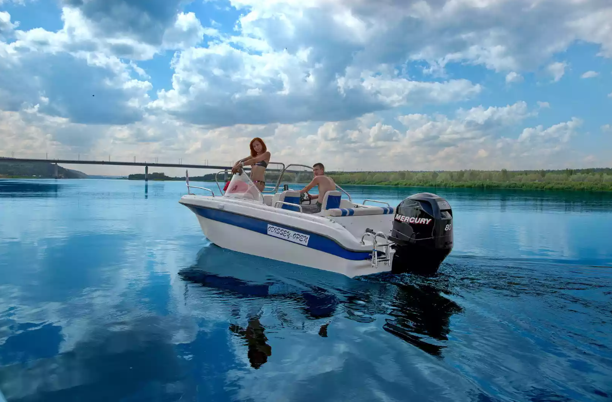 Стеклопластиковый катер Neman-530 Open в Прокопьевске