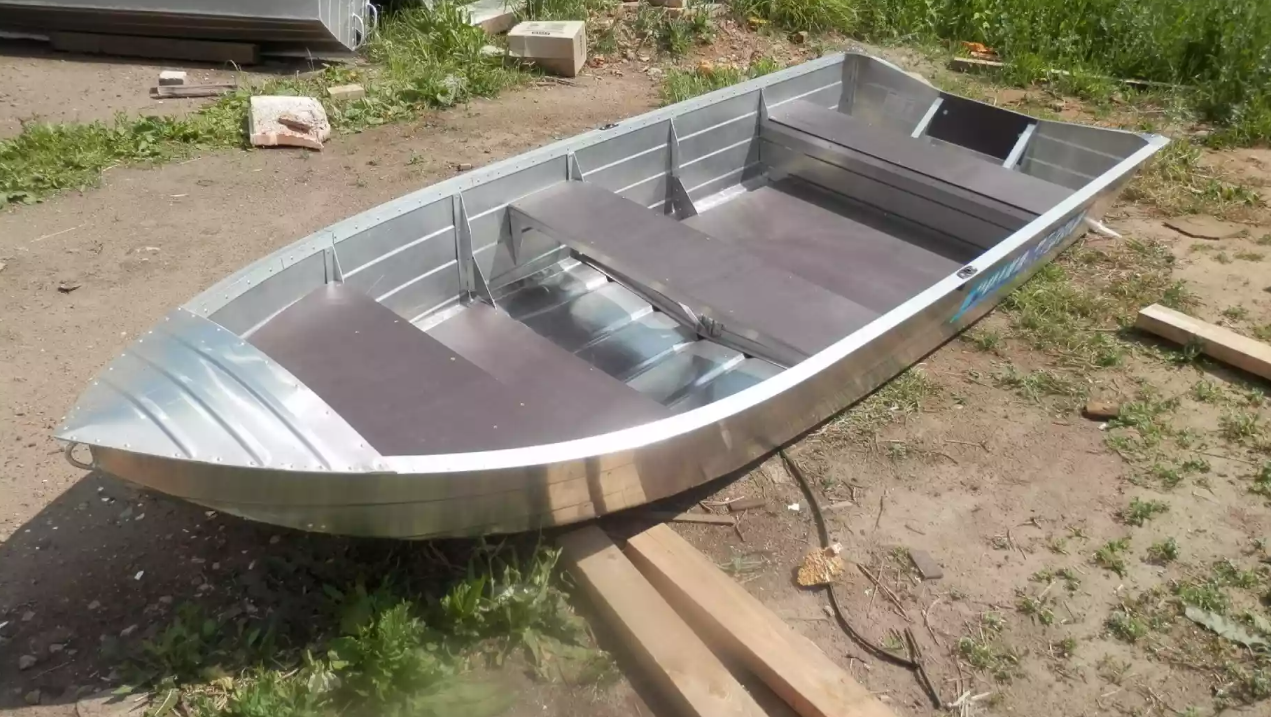 Алюминиевая лодка Вятка-Профи 32 в Прокопьевске