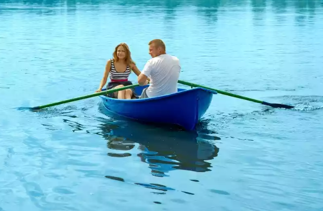 Стеклопластиковая лодка Дельфин в Прокопьевске