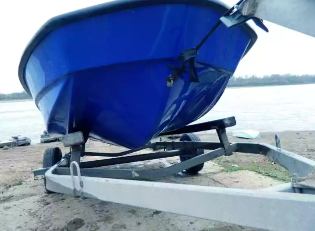 Стеклопластиковый катер Тримаран Wyatboat 430 C в Прокопьевске