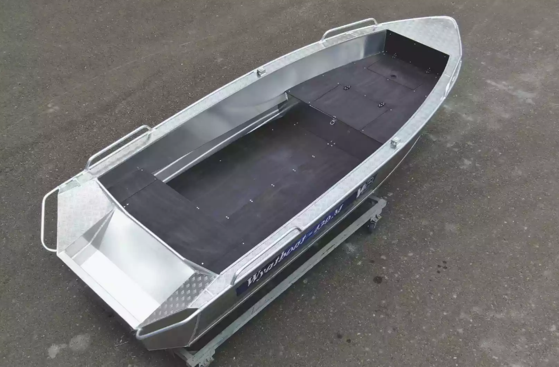 Алюминиевая лодка  Wyatboat-430М FISH в Прокопьевске