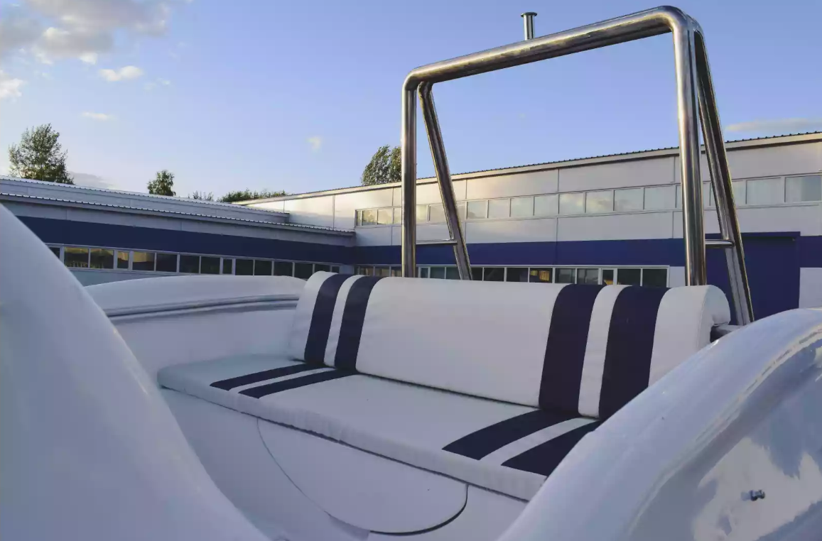 Комбинированный катер Neman-530 с каютой в Прокопьевске