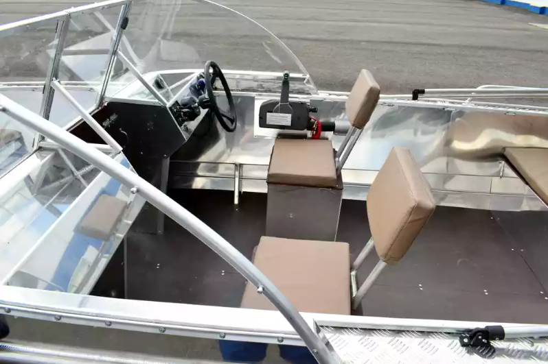 Алюминиевый катер Неман-500 DCM в Прокопьевске