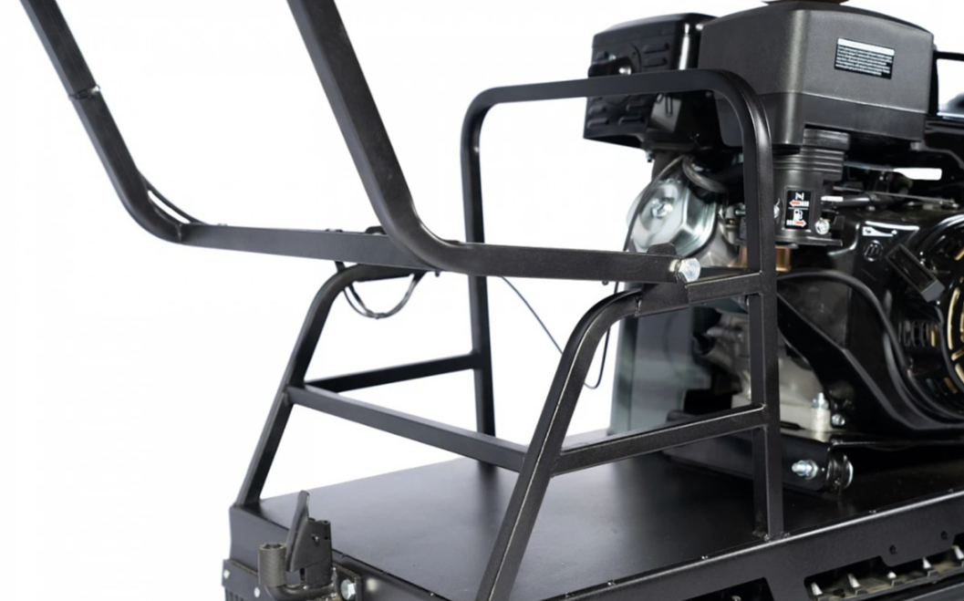 Мотобуксировщик БУРЛАК-M2 LFS 15 л.с. с эл/зап (передний привод, склизы) в Прокопьевске