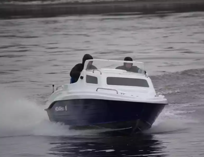 Комбинированный катер Neman-500 с каютой в Прокопьевске