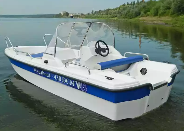 Стеклопластиковый катер Wyatboat-430 DCM (тримаран) в Прокопьевске