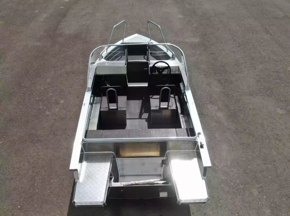 Алюминиевая лодка  Неман-400 DCM NEW в Прокопьевске