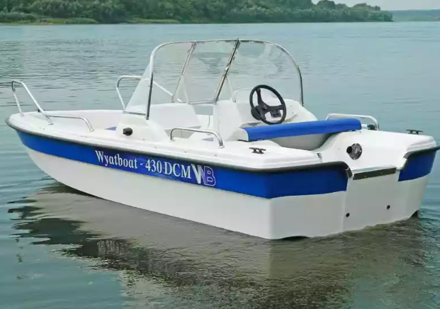 Стеклопластиковый катер Wyatboat-430 DCM (тримаран) в Прокопьевске
