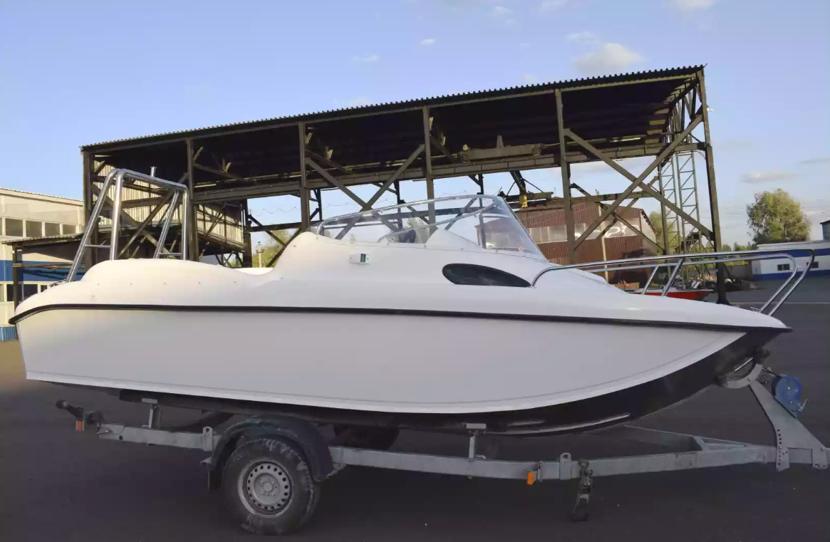 Комбинированный катер Neman-530 с каютой в Прокопьевске