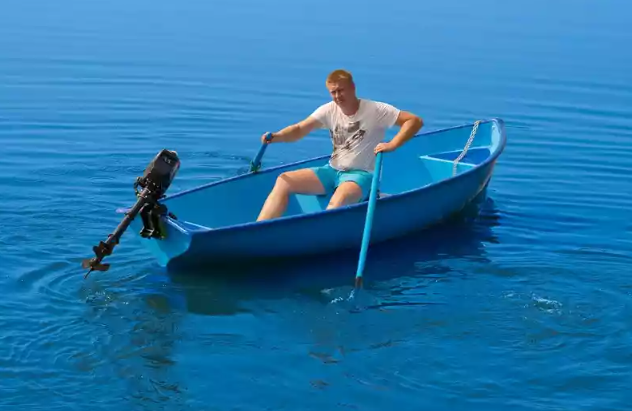 Стеклопластиковая лодка Омуль в Прокопьевске