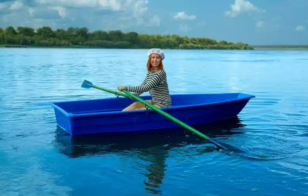 Стеклопластиковая лодка Малютка в Прокопьевске