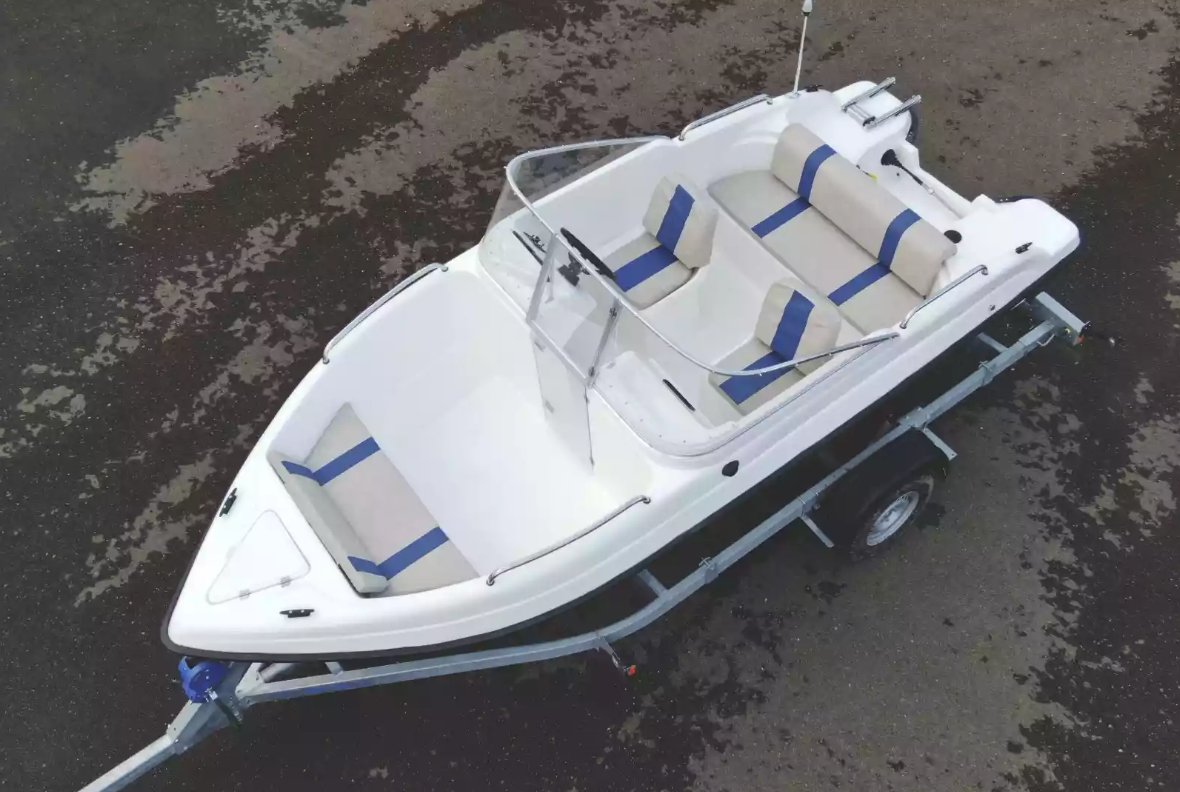 Стеклопластиковый катер Wyatboat-3 DC Open в Прокопьевске