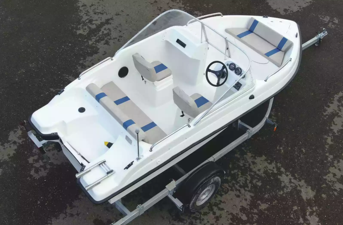 Стеклопластиковый катер Wyatboat-3 DC Open в Прокопьевске