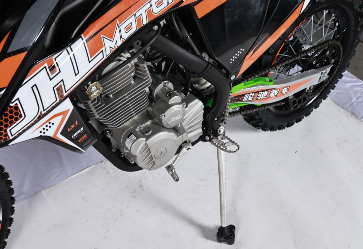 Мотоцикл JHLMOTO JHL LX1 CB250 (172FMM-3A) в Прокопьевске