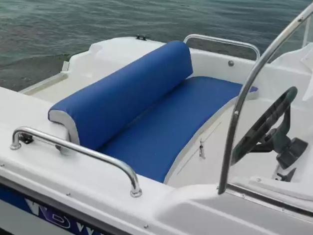 Стеклопластиковый катер Wyatboat-430 DCM (тримаран) в Прокопьевске