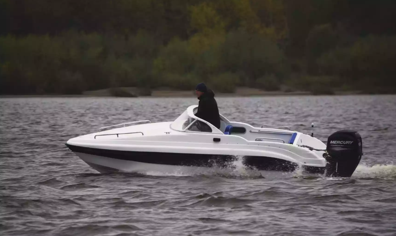 Стеклопластиковый катер Neman-500 Р в Прокопьевске