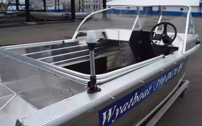 Алюминиевый катер Wyatboat-390 DCM Увеличенный борт в Прокопьевске