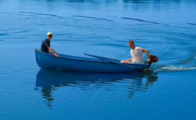 Стеклопластиковая лодка Омуль в Прокопьевске