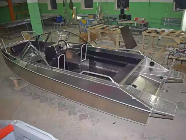 Алюминиевый катер Неман-500 DC (без покраски) в Прокопьевске