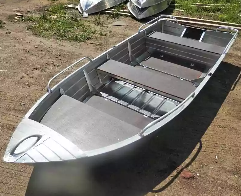 Алюминиевая лодка Вятка-Профи 37 в Прокопьевске