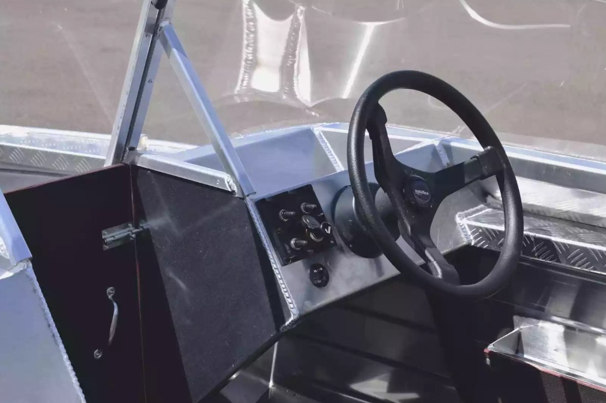 Алюминиевый катер Wyatboat-390 DCM в Прокопьевске