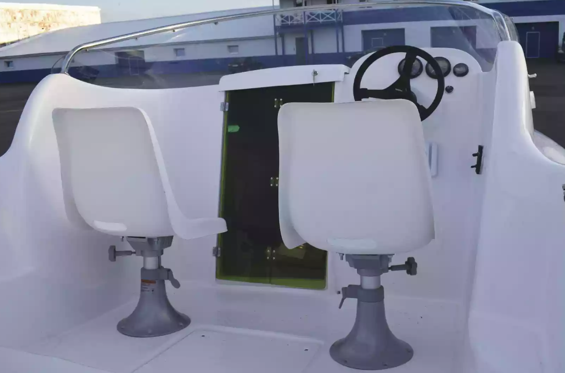 Комбинированный катер Neman-530 с каютой в Прокопьевске