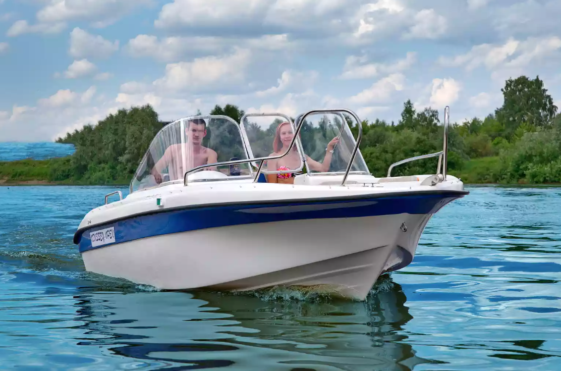 Стеклопластиковый катер Neman-530 Open в Прокопьевске