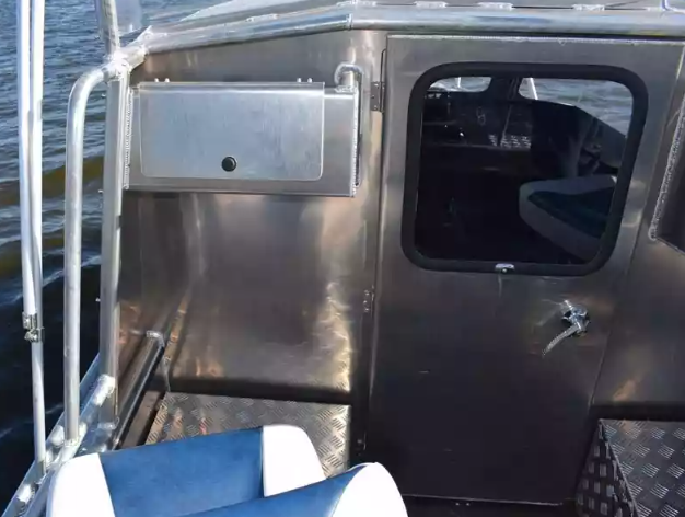 Алюминиевый катер Неман 550 с каютой в Прокопьевске