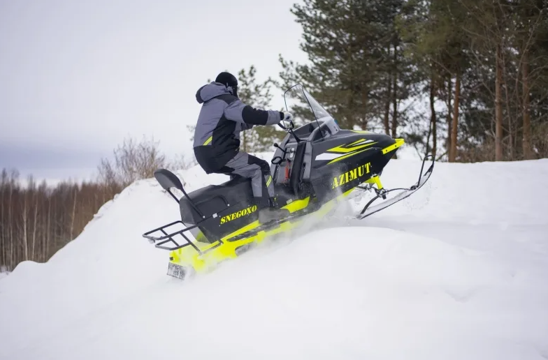 Миниснегоход Бурлак Азимут 20 л.с.  Б/У в Прокопьевске