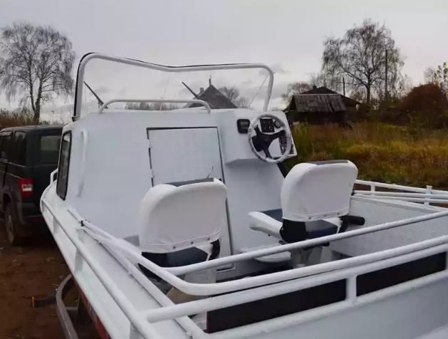 Алюминиевый катер Неман-500 (каютный) в Прокопьевске